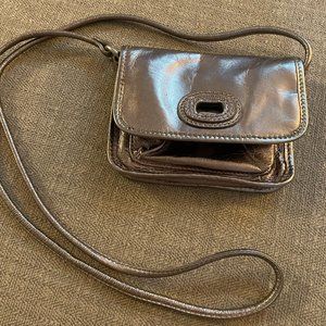 LIKE NEW! Silver Leather Fossil Clutch Mini Purse